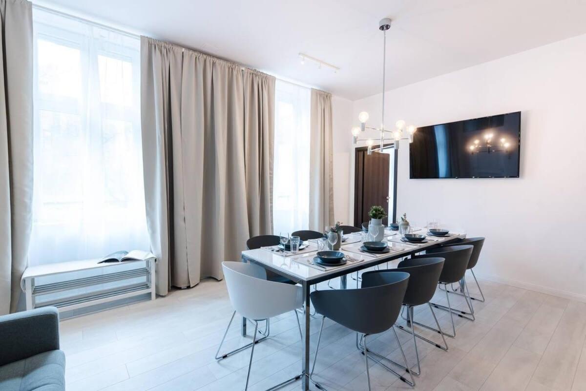 Brand New Stylish Very Apartment *