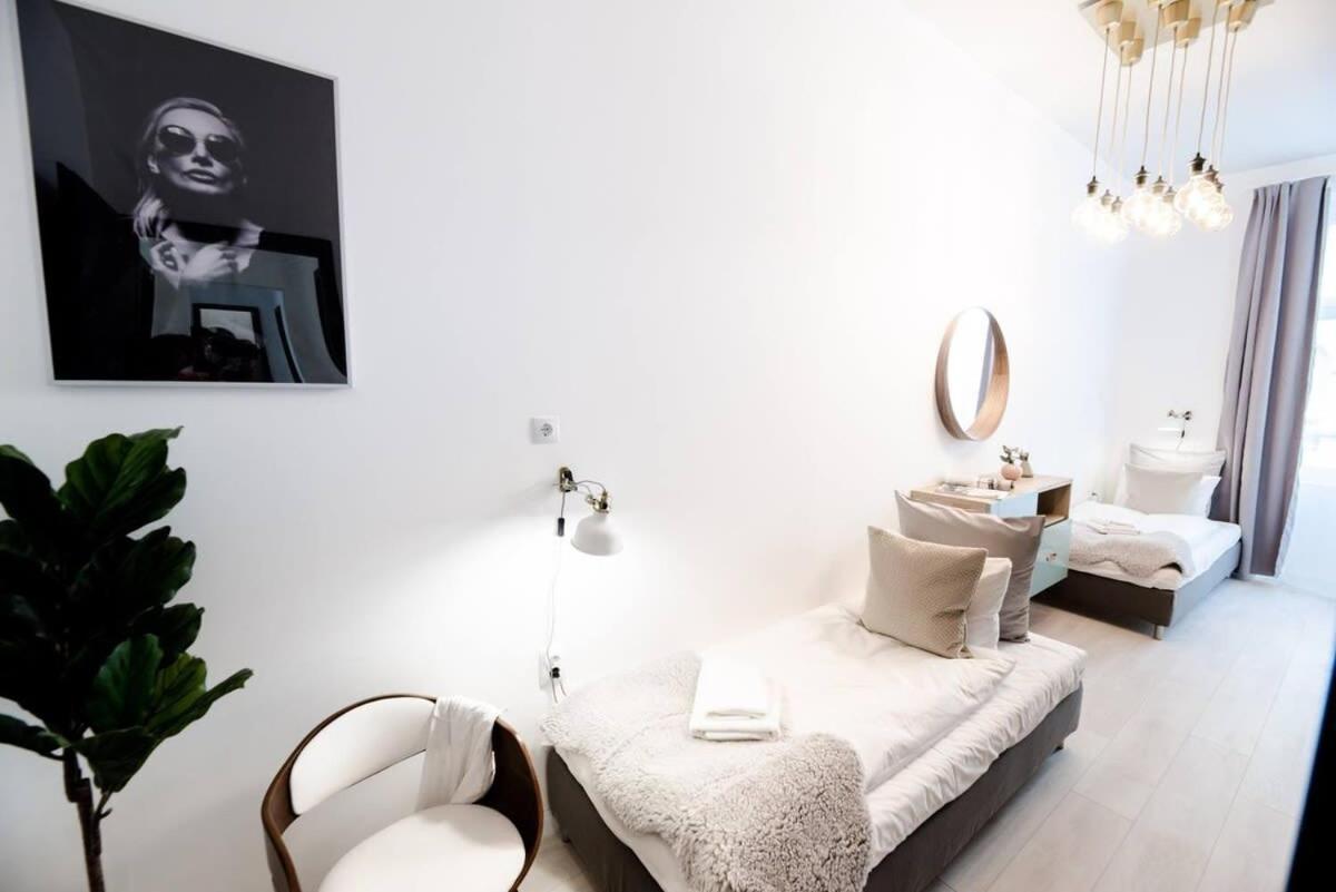 Brand New Stylish Very Apartment