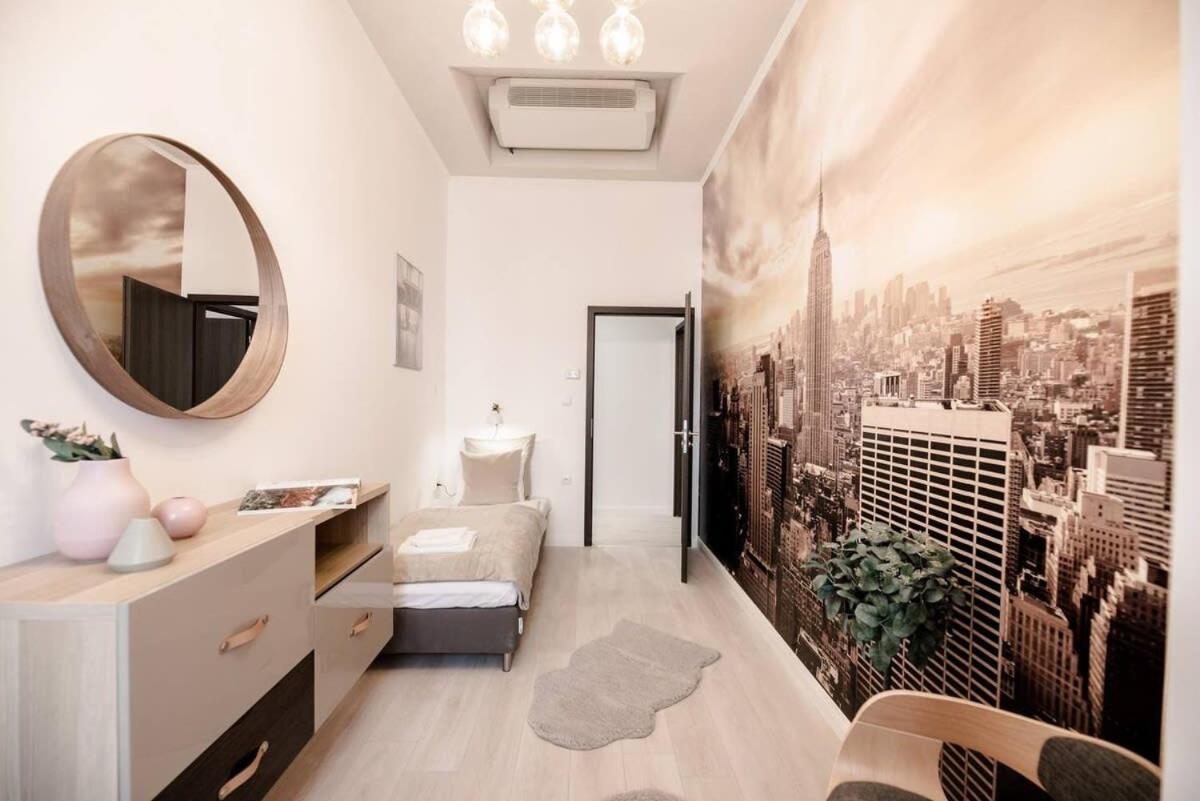 Apartment Brand New Stylish Very