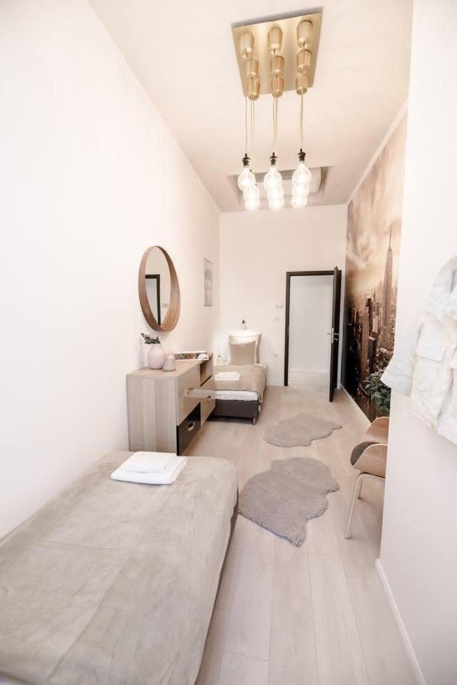 Brand New Stylish Very Budapest
