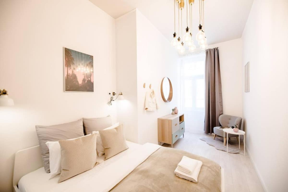 Brand New Stylish Very Apartment Budapest